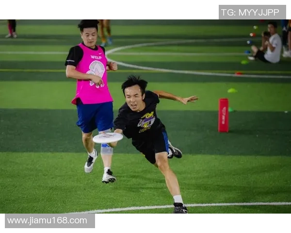 赛后复盘：西安飞盘队与深圳飞盘队的战术意识与团队协作分析